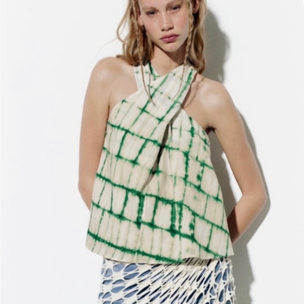Sleeveless Green Tie-Dye Halter Top - Women